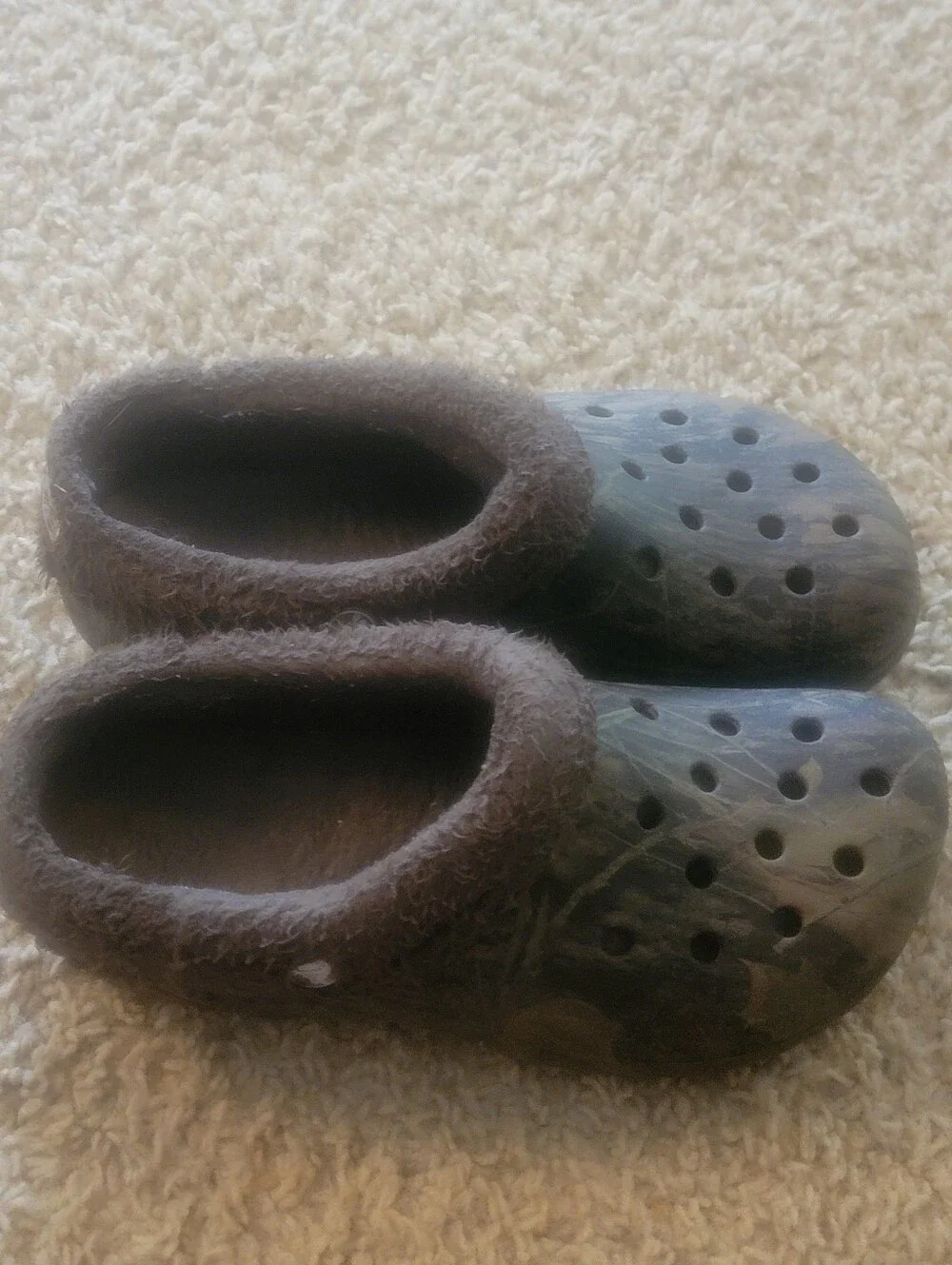 Crocs Classic Lined Clogs Camo Fleece Men's 8 Women's 10